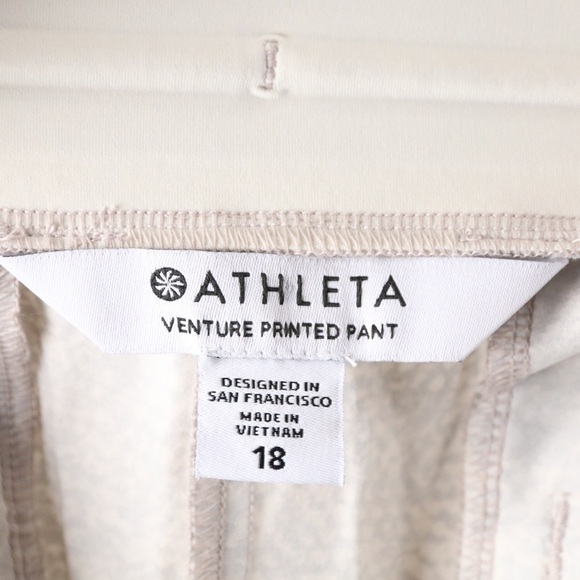 Athleta Venture Printed Pant - Picture 7 of 8